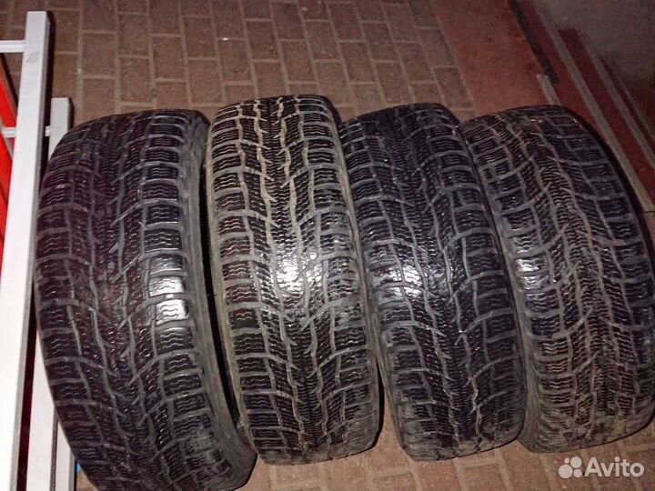 Nokian Tyres Hakkapeliitta R3 SUV 215/60 R17 107R