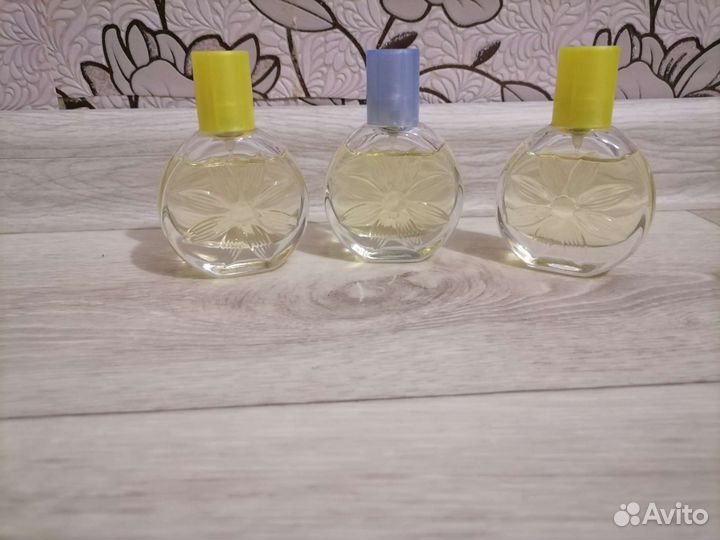 Avon Be. Joyful жёлтый Be. Seren голубой