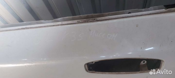 Дверь задняя левая на Nissan Skyline