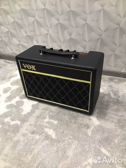 Комбоусилитель VOX Pathfinder bass 10