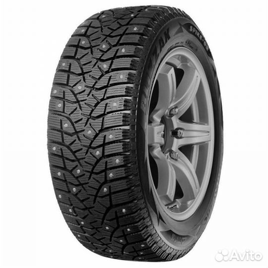 Bridgestone Blizzak Spike-02 235/65 R17 108T
