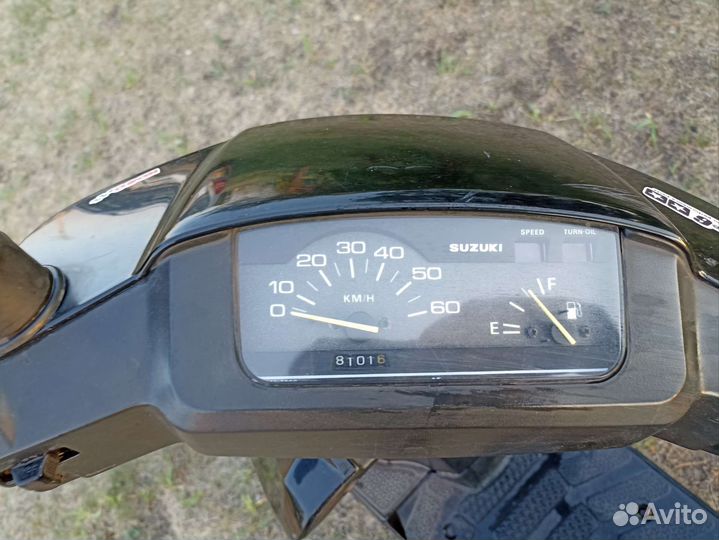 Suzuki sepia