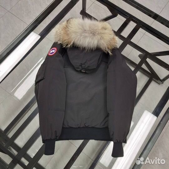 Пуховик canada goose