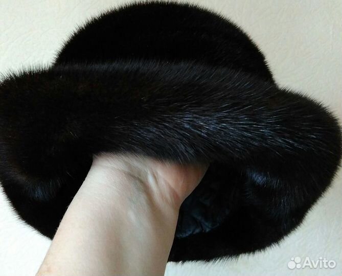 Шапка женская норковая б/у, 57-58 размер