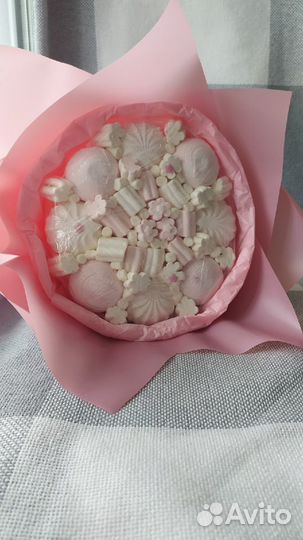 Подарок из киндеров/сладкий букет