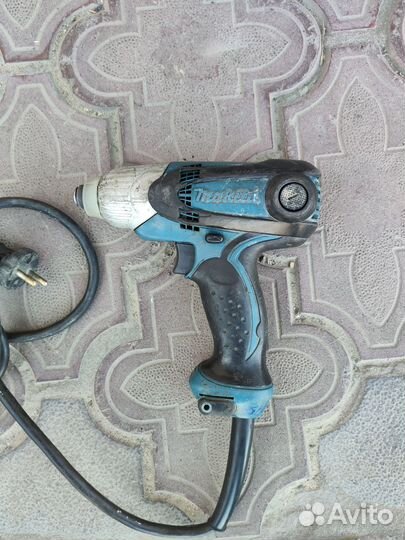 Винтоверт электрический