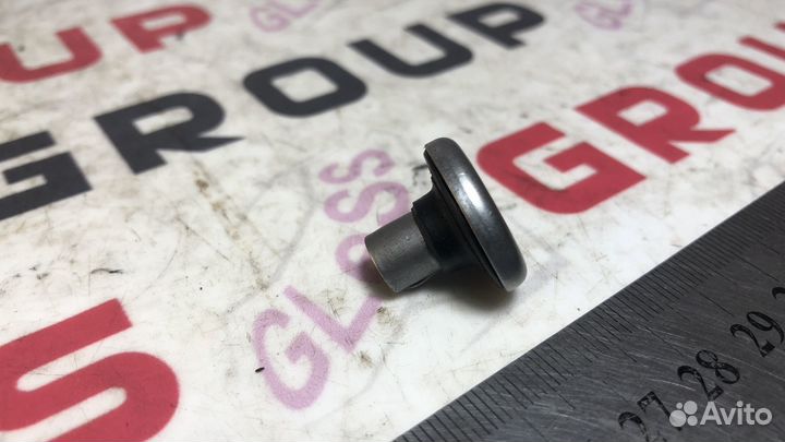 Пкк. Уплотнение болта крышки клапанов б/у Premacy