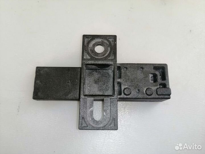 Антенна бесключевого доступа Audi A4 B9