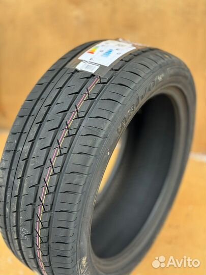 Arivo Ultra ARZ4 245/40 R17 96W