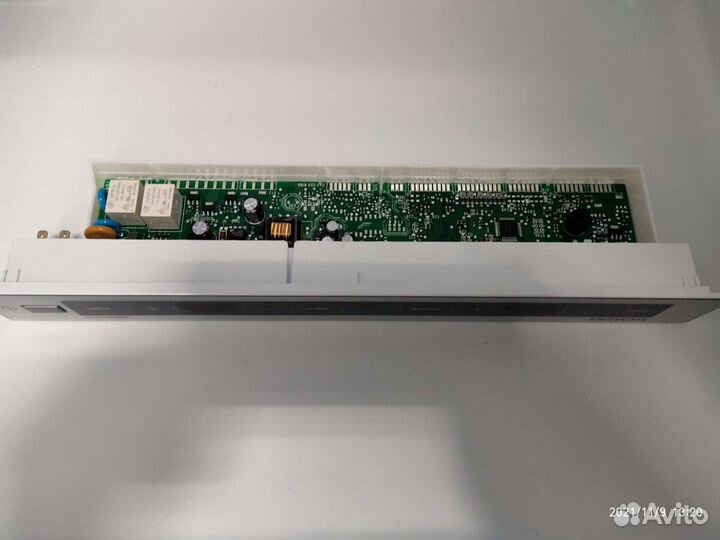 Модуль 11002164 на холодильник Kl86NAD30R Siemens
