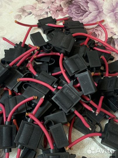 Держатели предохранителя. Рабочие