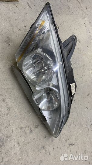 Фара правая ford focus 2 в щепки