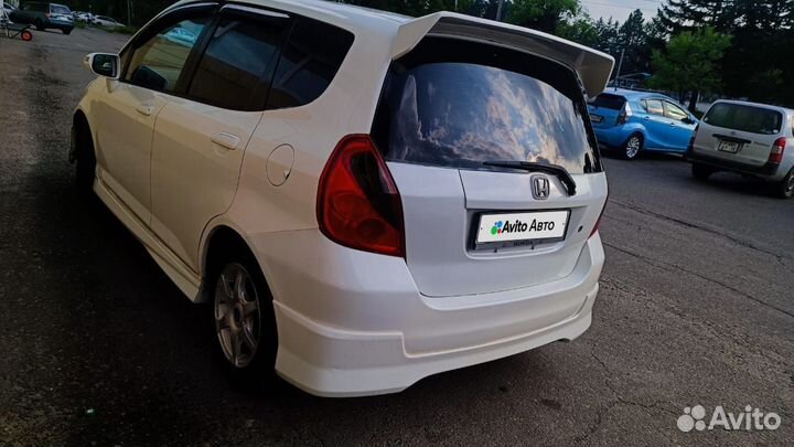 Honda Fit 1.3 CVT, 2002, 250 000 км