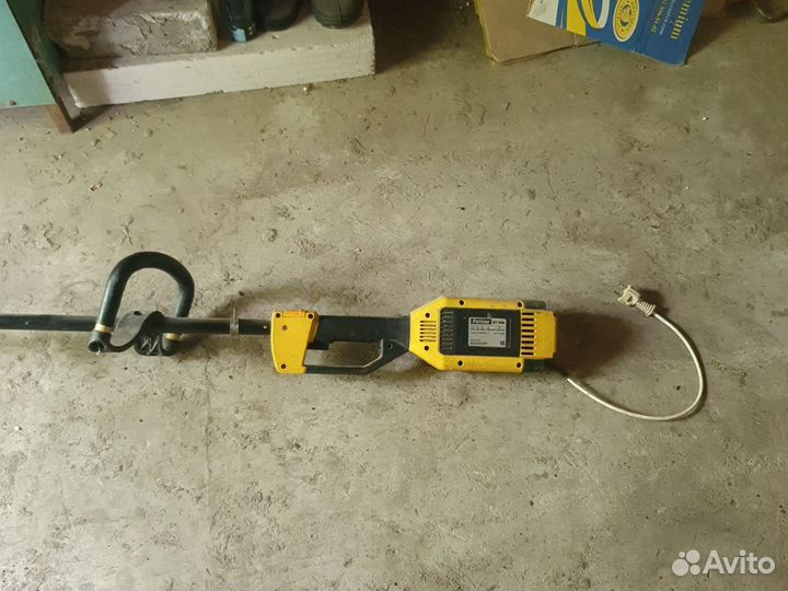 Газонокосилка электрическая