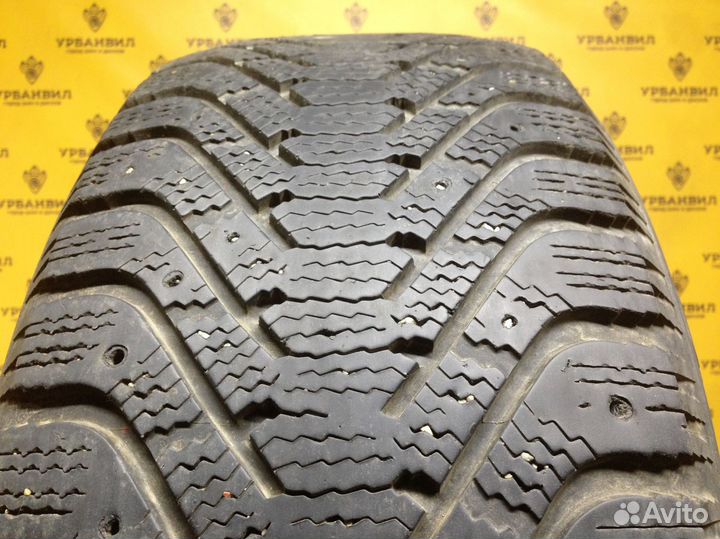 Goodyear UltraGrip 500 255/55 R19 111T