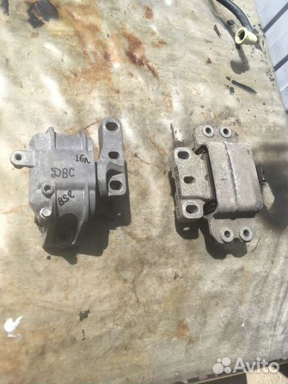 Опоры двигателя и МКПП Фольксваген Джетта 5 BSE