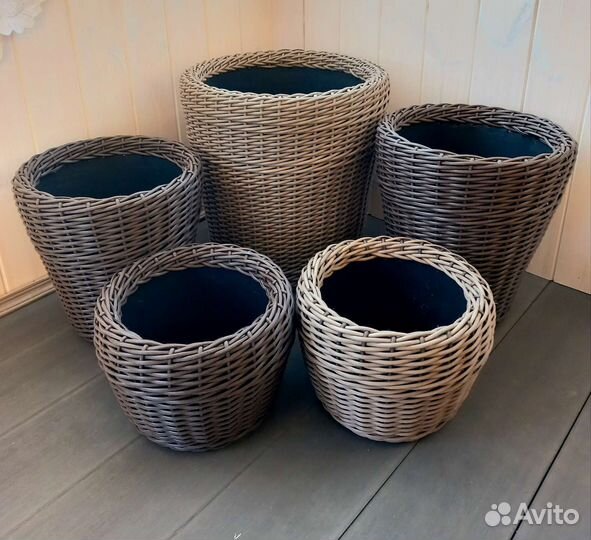 Кашпо из ротанга