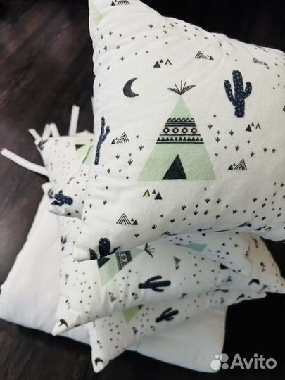 Матрас с подушками