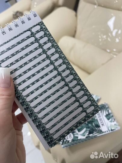 Наклейки для типс в маникюре