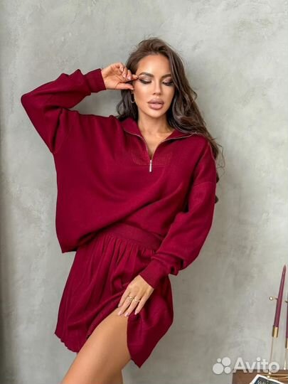 Костюм женский с мини юбки