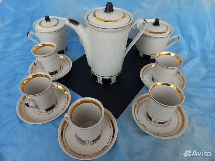 Кофейный сервиз Чёрное и белое. Фарфор, авангард