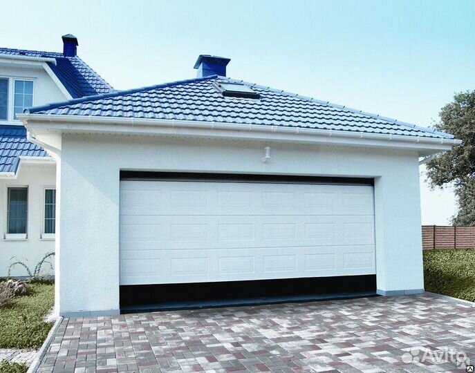 Секционные ворота подъемные