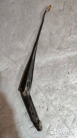 Поводок стеклоочистителя левый Ford Mondeo 3 рест