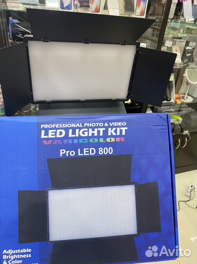 Видеосвет Pro Led U800+