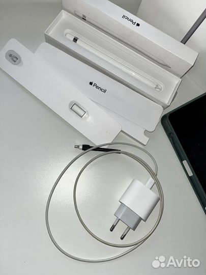 Apple iPad 10.2 8-го поколения 32Gb+Apple Pencil 1