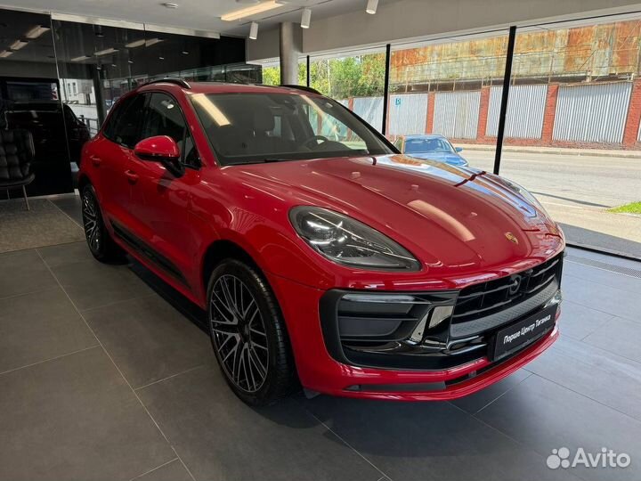 Porsche Macan 2.0 AMT, 2024