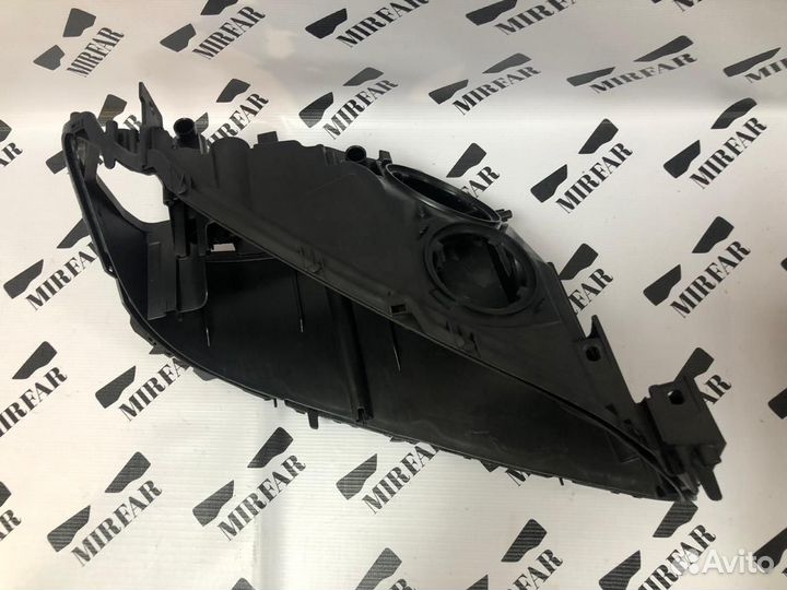 Правый корпус фары BMW 7 series F01 2008-2012