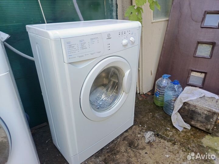 Стиральная машина indesit
