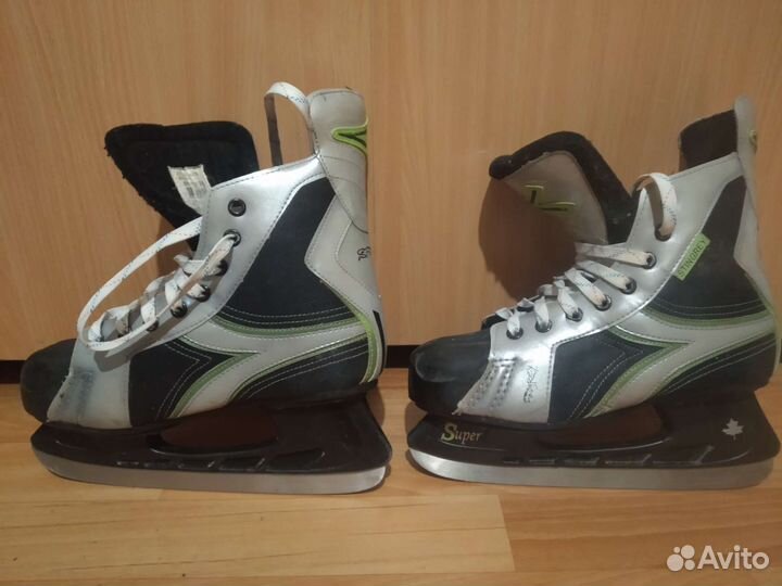 Коньки хоккейные, 41 размер