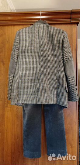 Роскошный брючный костюм для мальчика 10лет