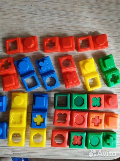 Развивающие игрушки