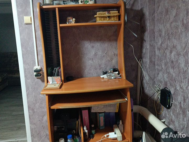 Компьютерный стол