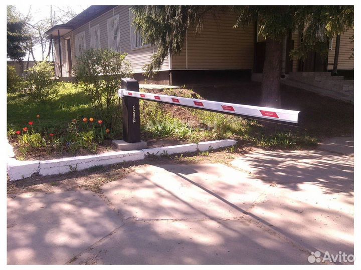 Шлагбаум с установкой