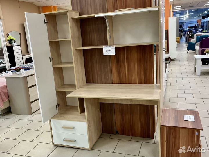 Стол компьютерный письменный