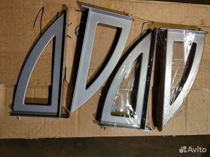 Уголки для полки IKEA