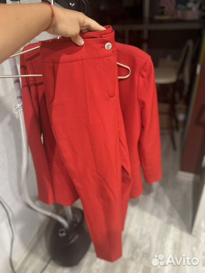 Костюм классический женский