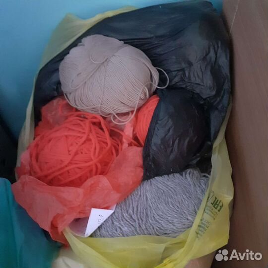 Отдам мешок ниток