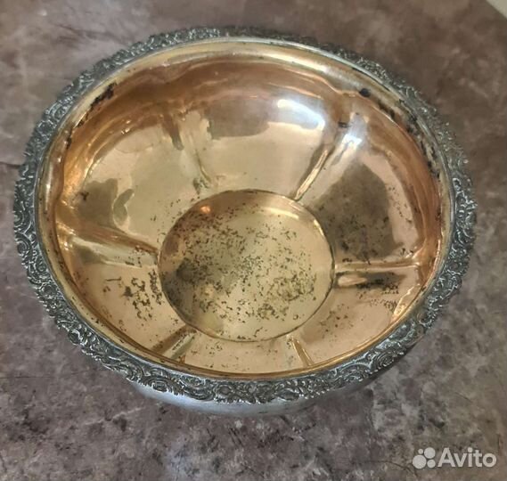 Антикварная ваза