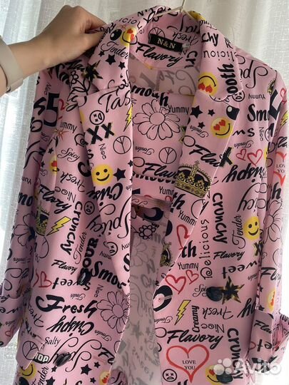 Костюм женский