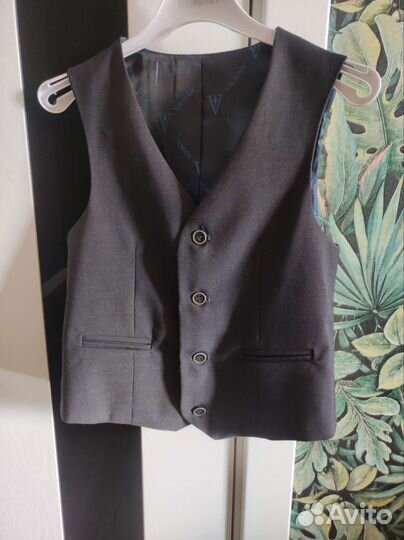 Костюм для мальчика 128-134 см