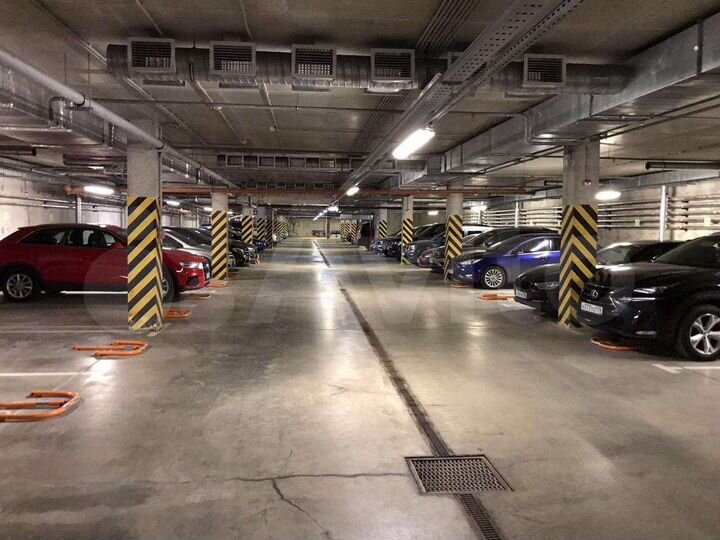 Машиноместо, 15 м²