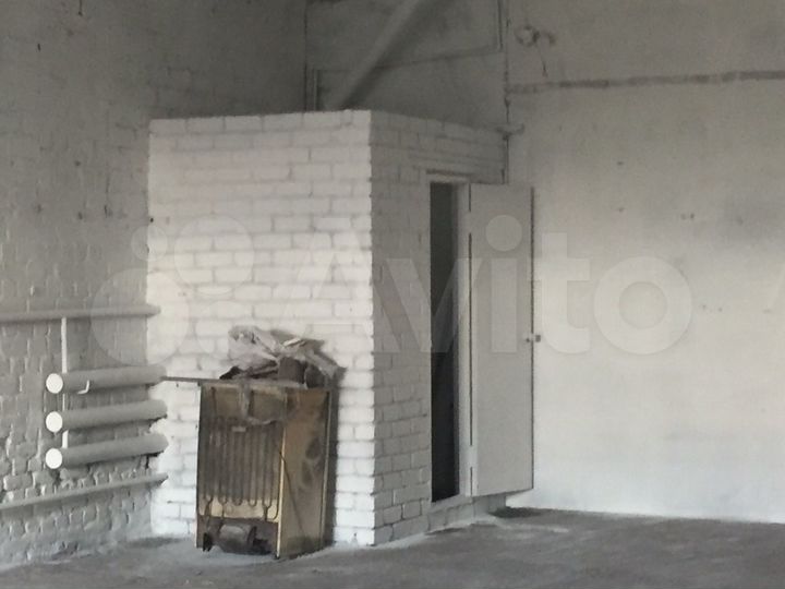 Производство, 1090 м²