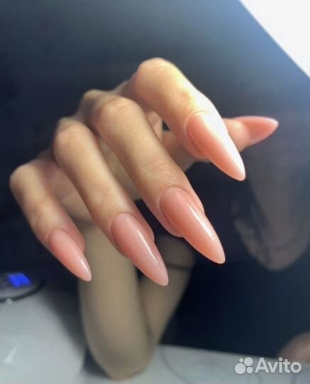 Наращивание ногтей и покрытие