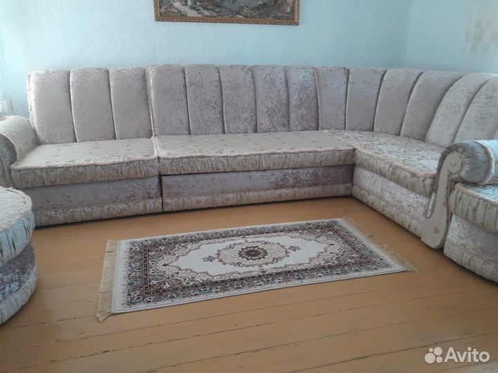 Угловой диван