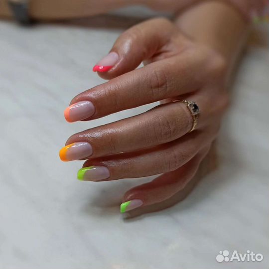 Маникюр педикюр