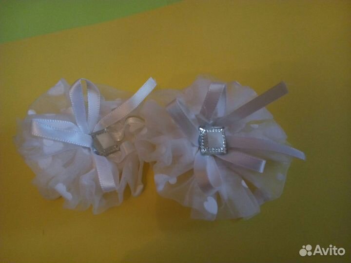 Украшения для волос: банты белые пара